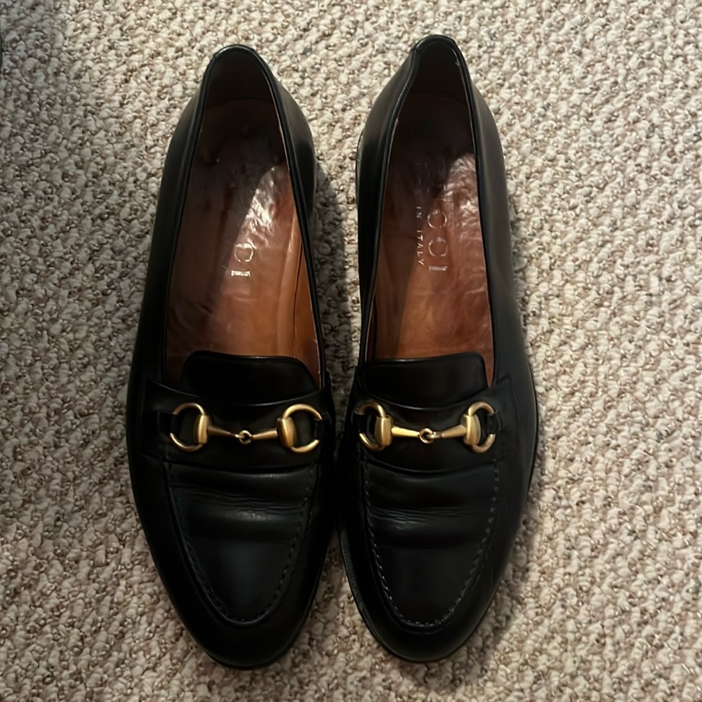 Gucci Black Loafers with Gold Accent
